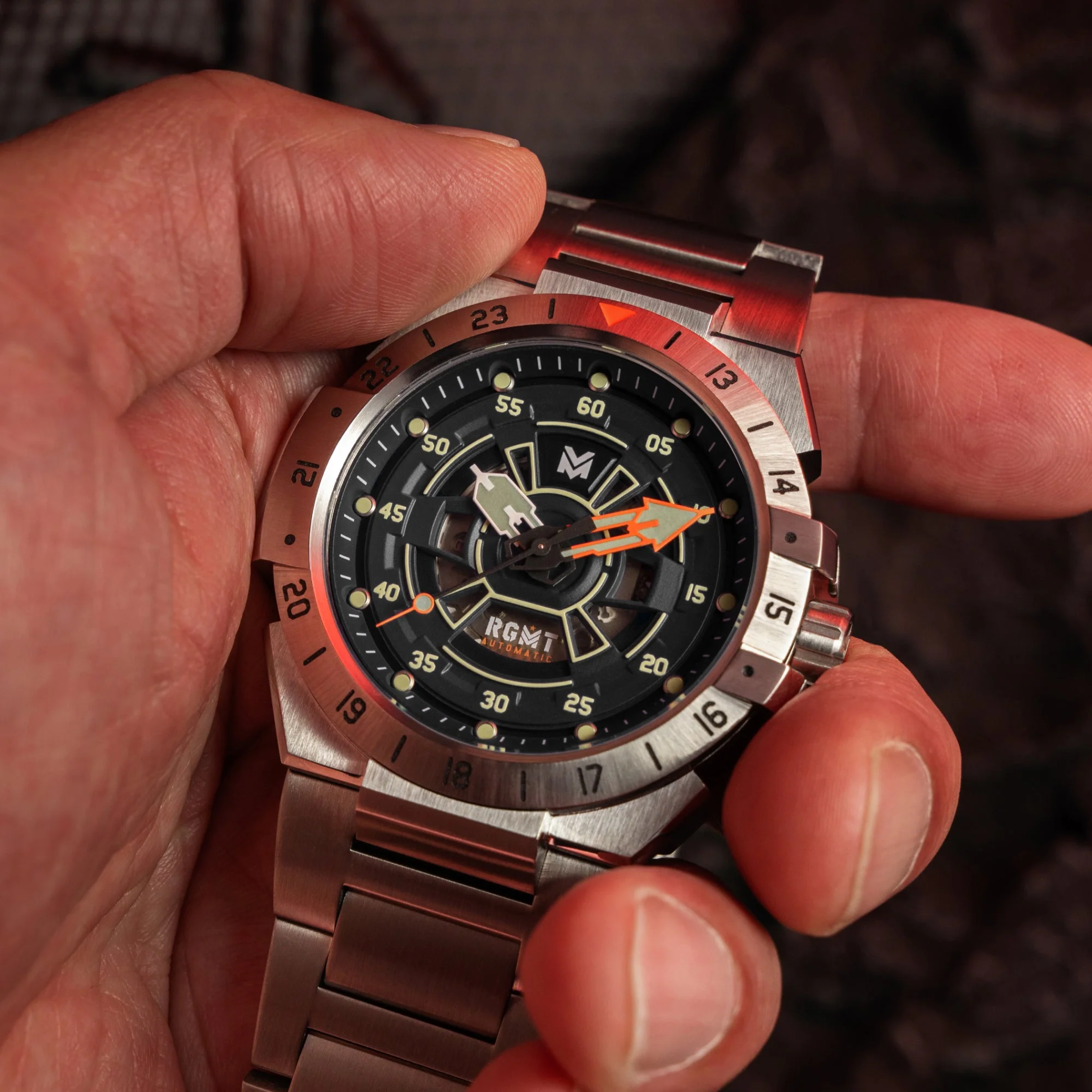 HIMARS AUTOMATIC BLACK / STAINLESS STEEL | Black Dial - Image 2