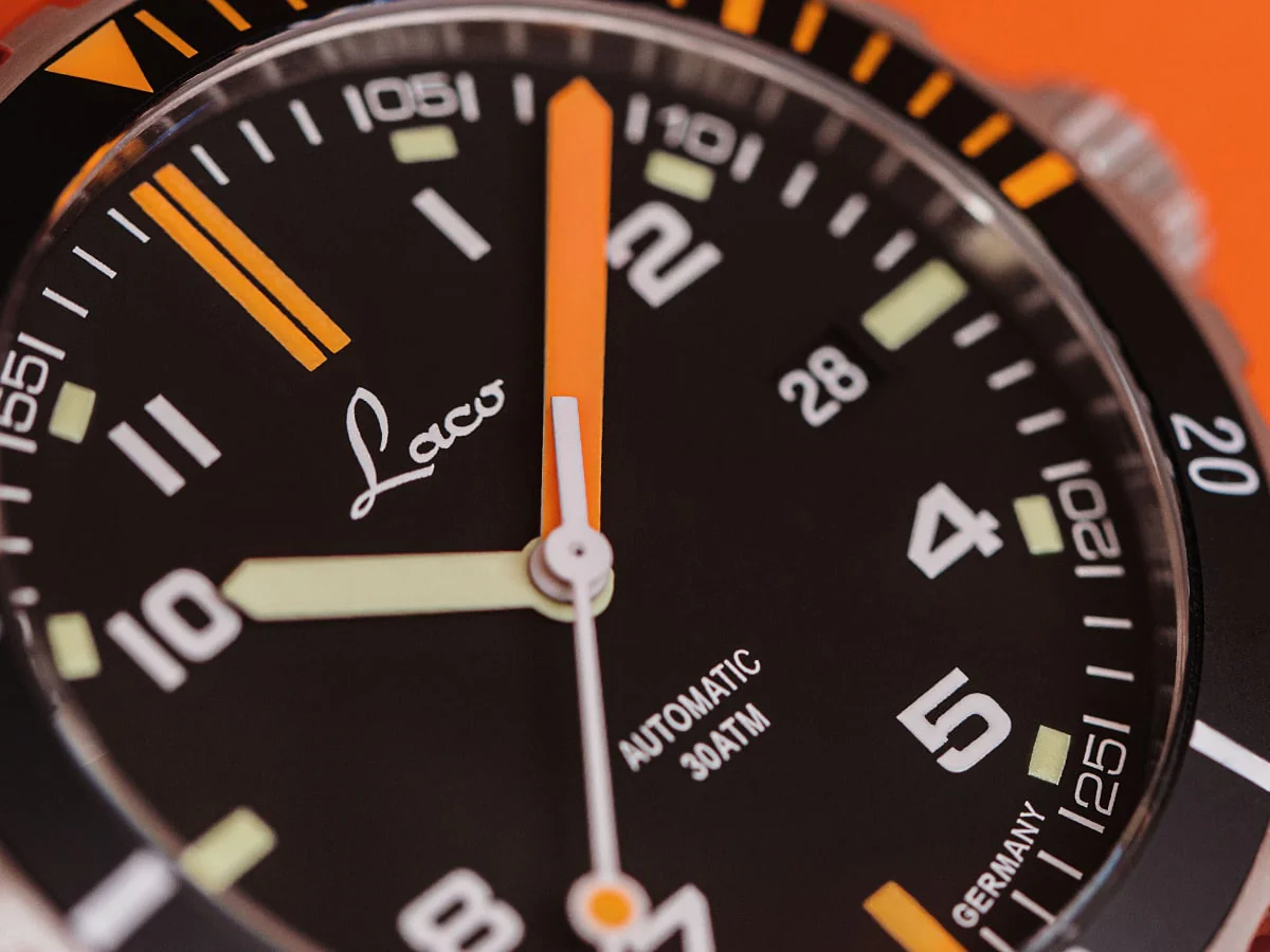 Mojave 39 Black Rubber Black Dial - Image 2