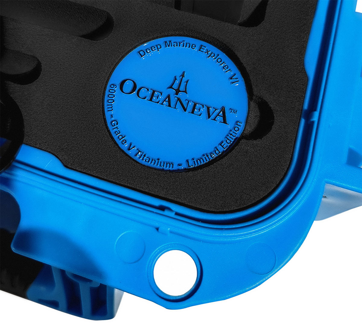Oceaneva Deep Marine Explorer VI 6000M - Coral Titanium Automatic 6000m/CoralBurst | Coral Red Dial - Image 24