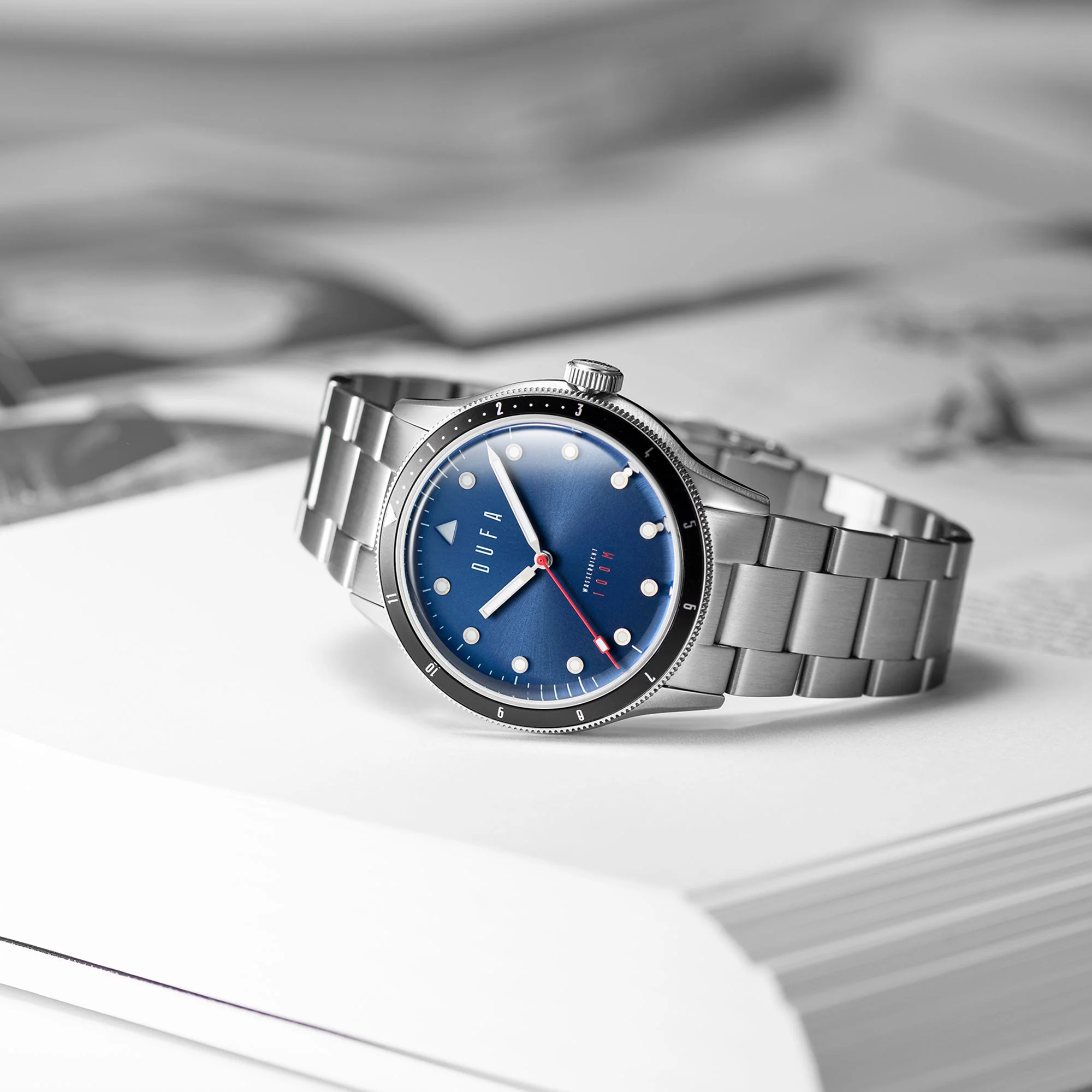 TAUCHEN MECA QUARTZ Blue / Stainless Steel | Blue Dial - Image 2